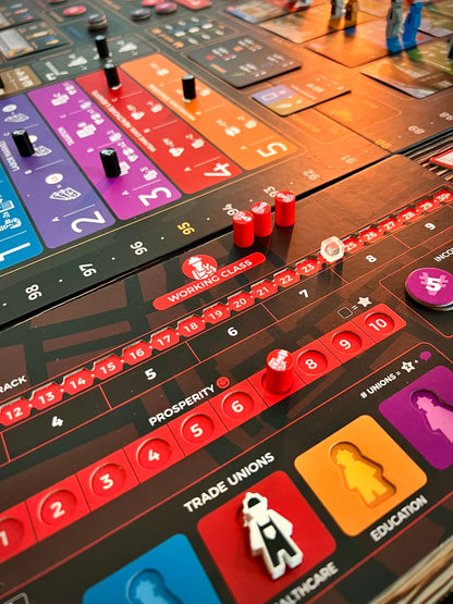 Hegemony: Lead Your Class to Victory